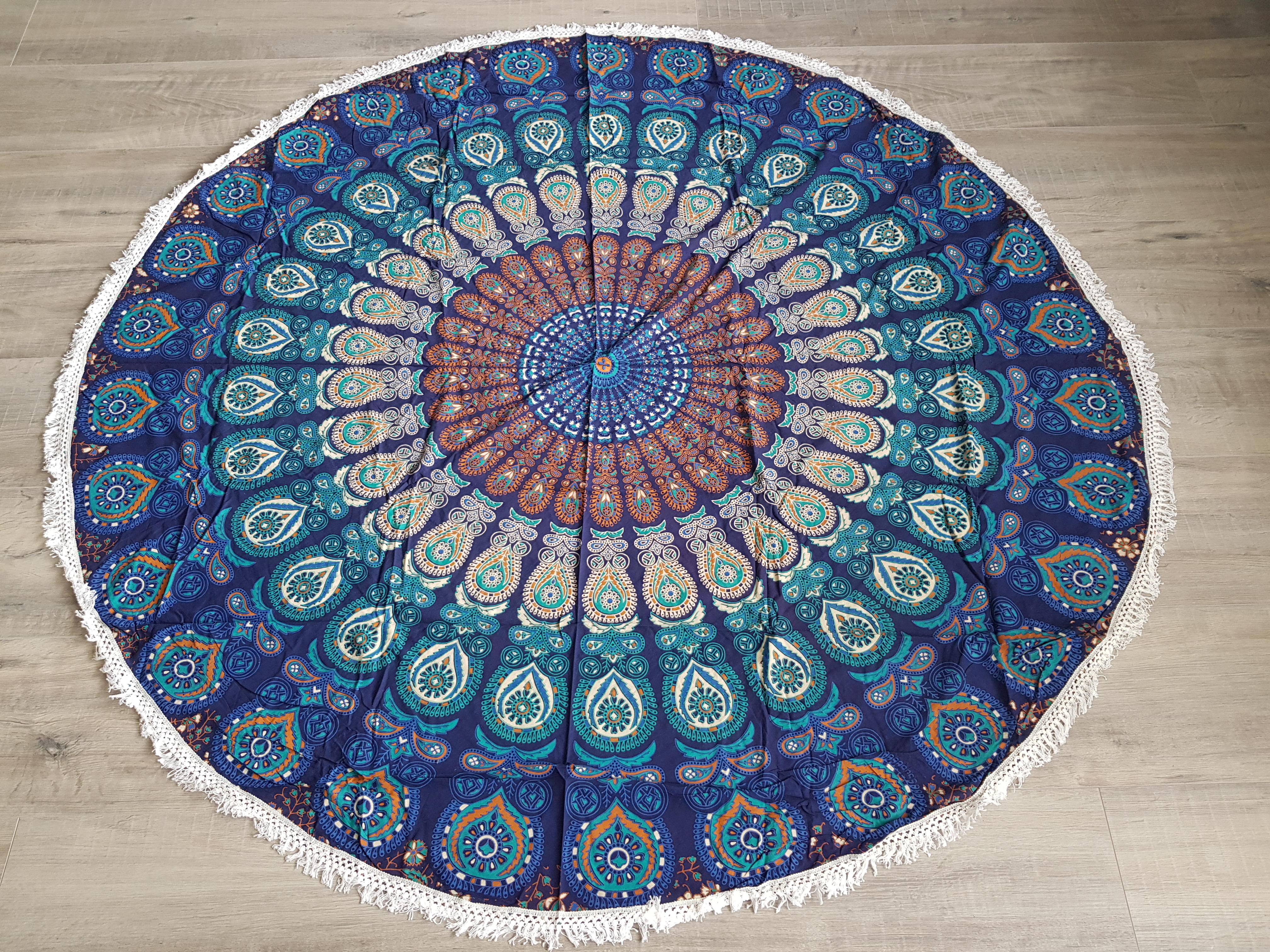 Round tapestry